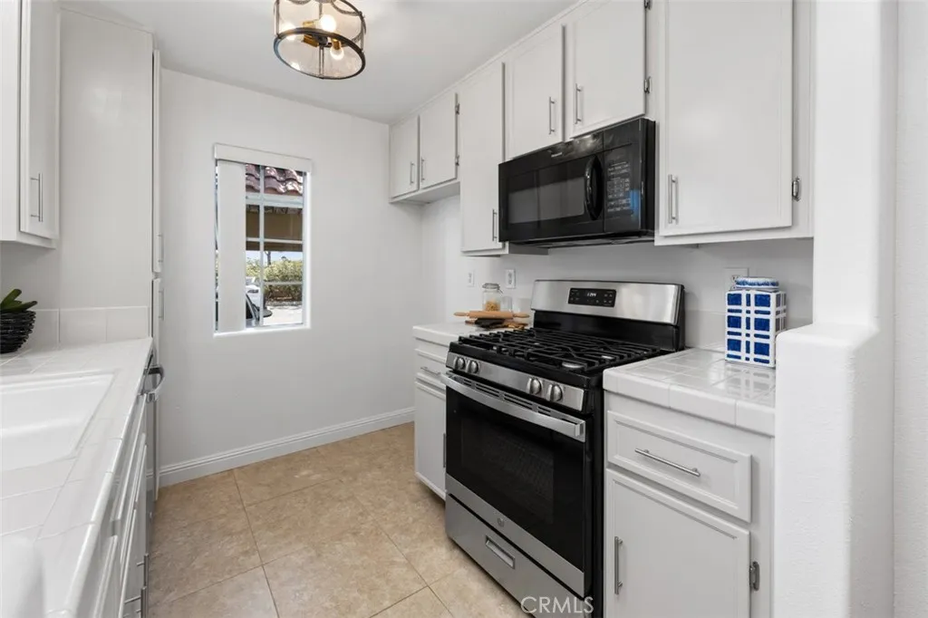 Photo #17: SW26104279 Listing: Photo #17