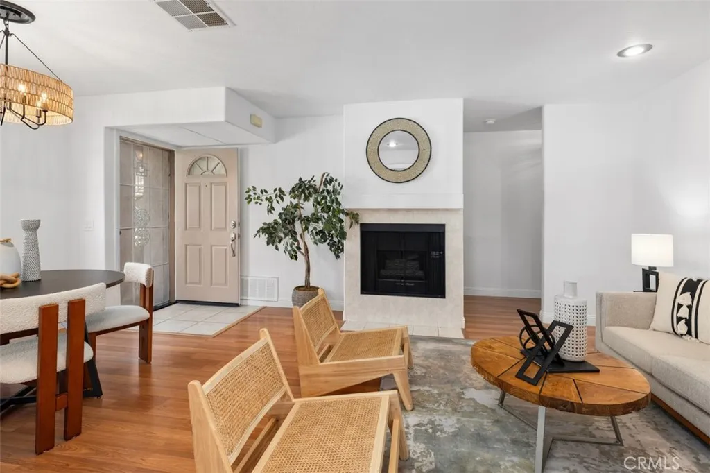 Photo #15: SW26104279 Listing: Photo #15