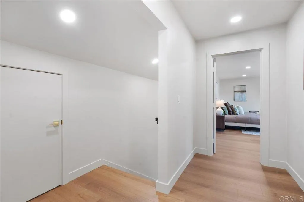 https://cdn.realtyfeed.com/cdn/127/306719262/23c2215352a9ae29fe0fc35830fc728e.webp