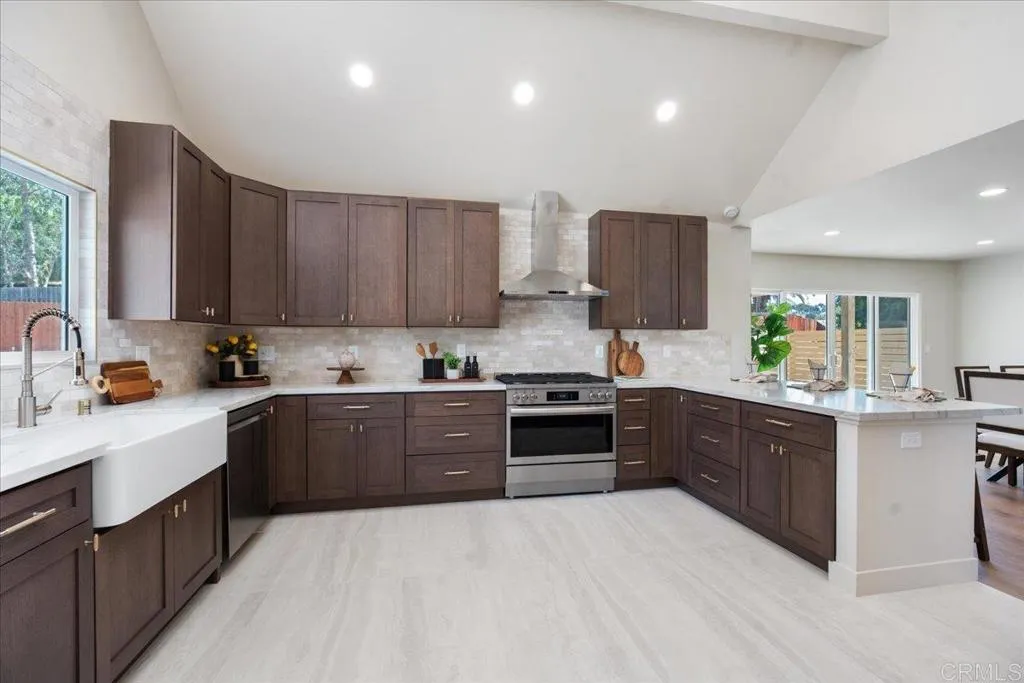 https://cdn.realtyfeed.com/cdn/127/306719262/5cf26328a276cb5a3af1a3bfb911d773.webp