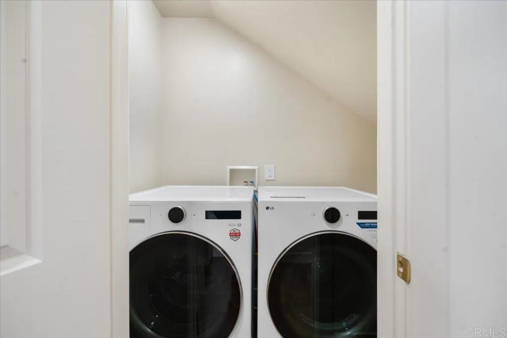 https://cdn.realtyfeed.com/cdn/127/306719262/be6a671e11739b80786cf8cf6c27fdc8.webp