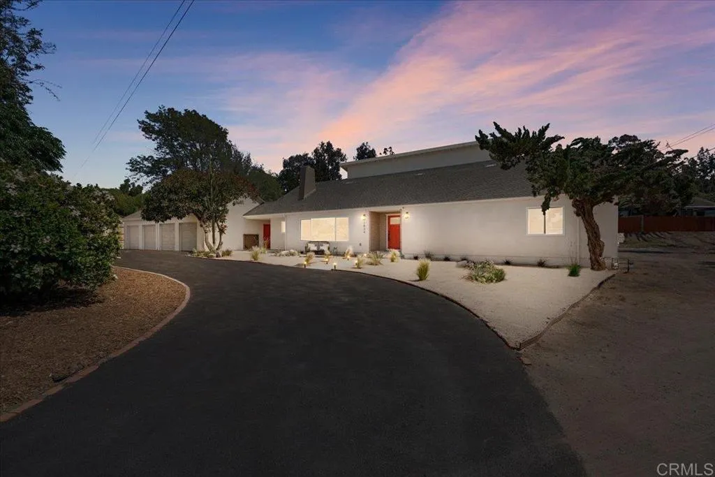 https://cdn.realtyfeed.com/cdn/127/306719262/cf07324fad7173f8350ea359eadb59da.webp