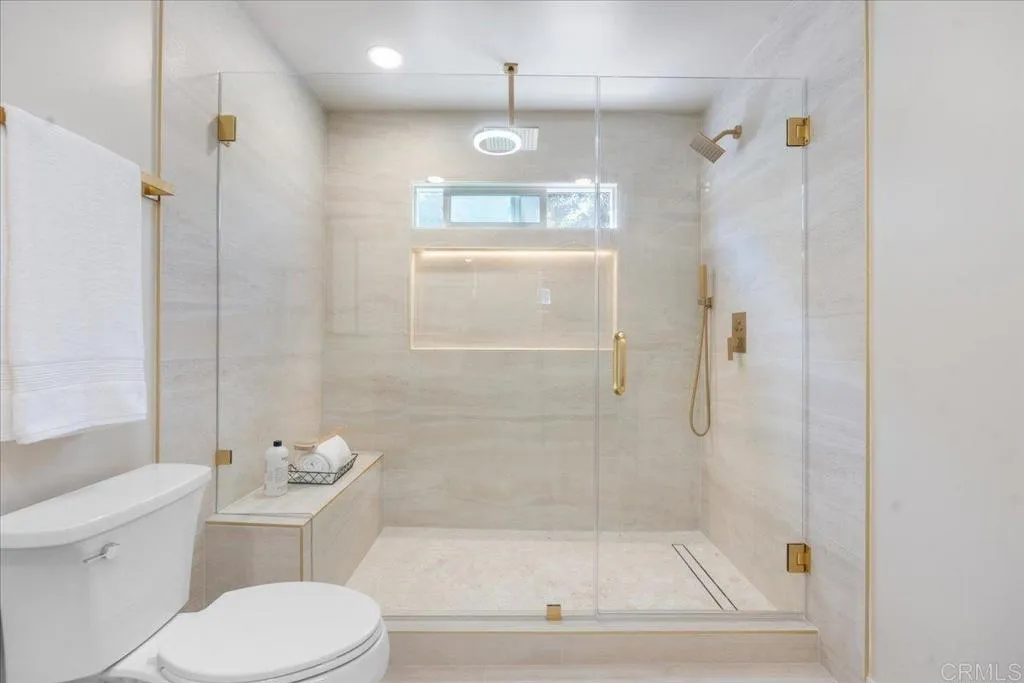 https://cdn.realtyfeed.com/cdn/127/306719262/ef95219d665d2ca2ba3880e979155ee8.webp