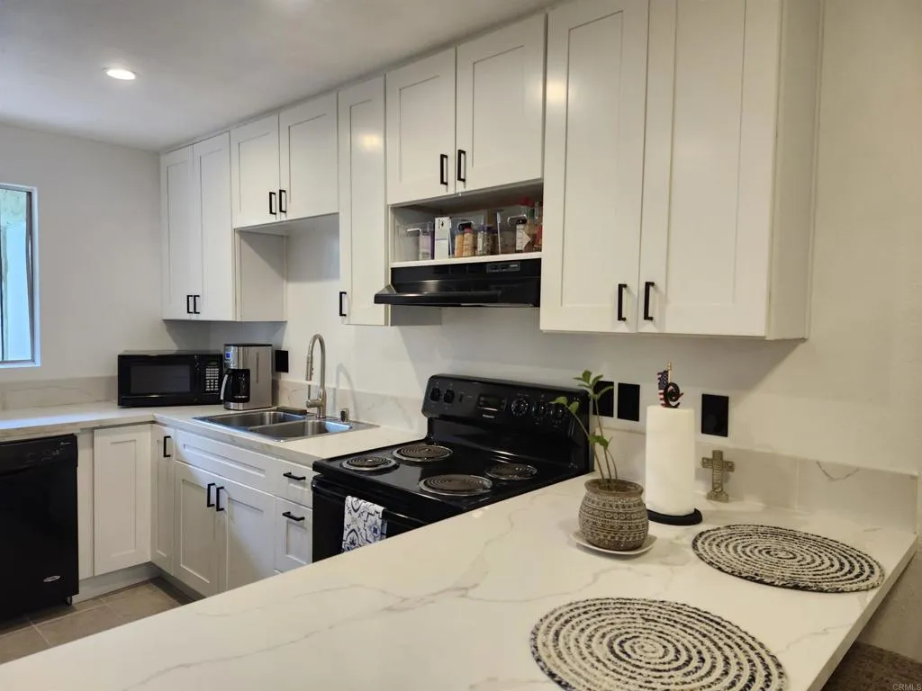 Photo #3: PTP2603728 Listing: Photo #3