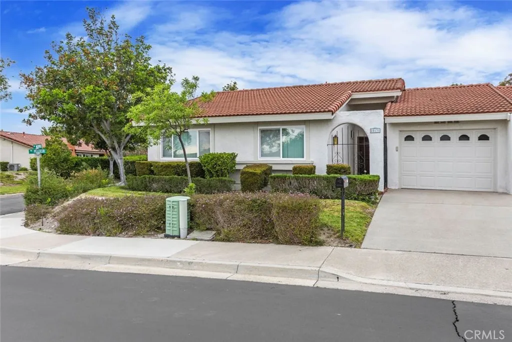 28131 Via Nervo, Mission Viejo, CA 92692 - Main photo, Mission Viejo, CA