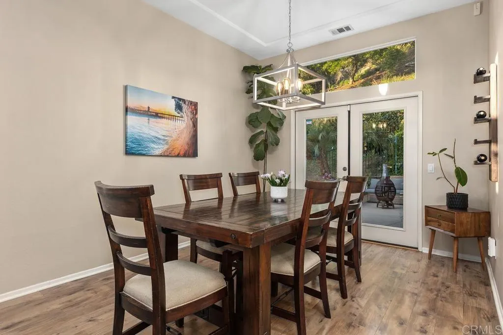https://cdn.realtyfeed.com/cdn/127/306719312/5df06afdc4e0337184da4d8fefe5f115.webp