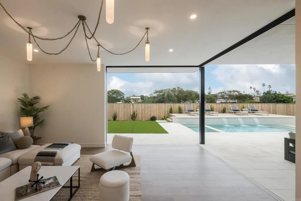 https://cdn.realtyfeed.com/cdn/127/306719362/ea04c3da9c682f1bd0acf39735962e9c.webp