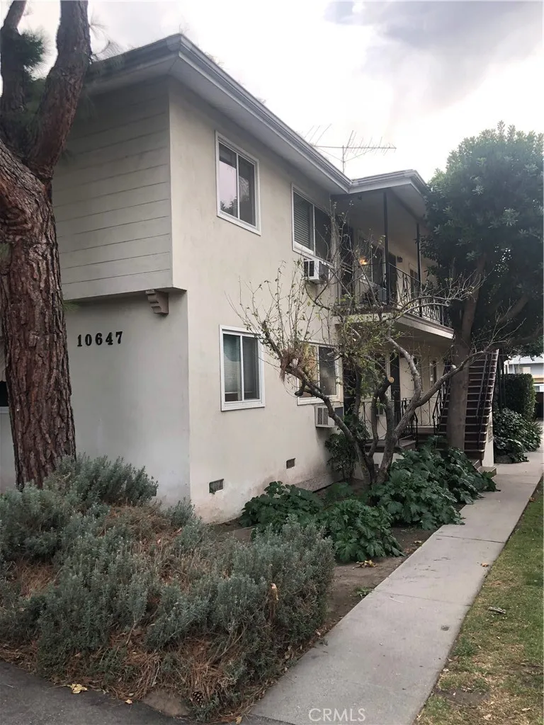 Sunland, CA 91040
