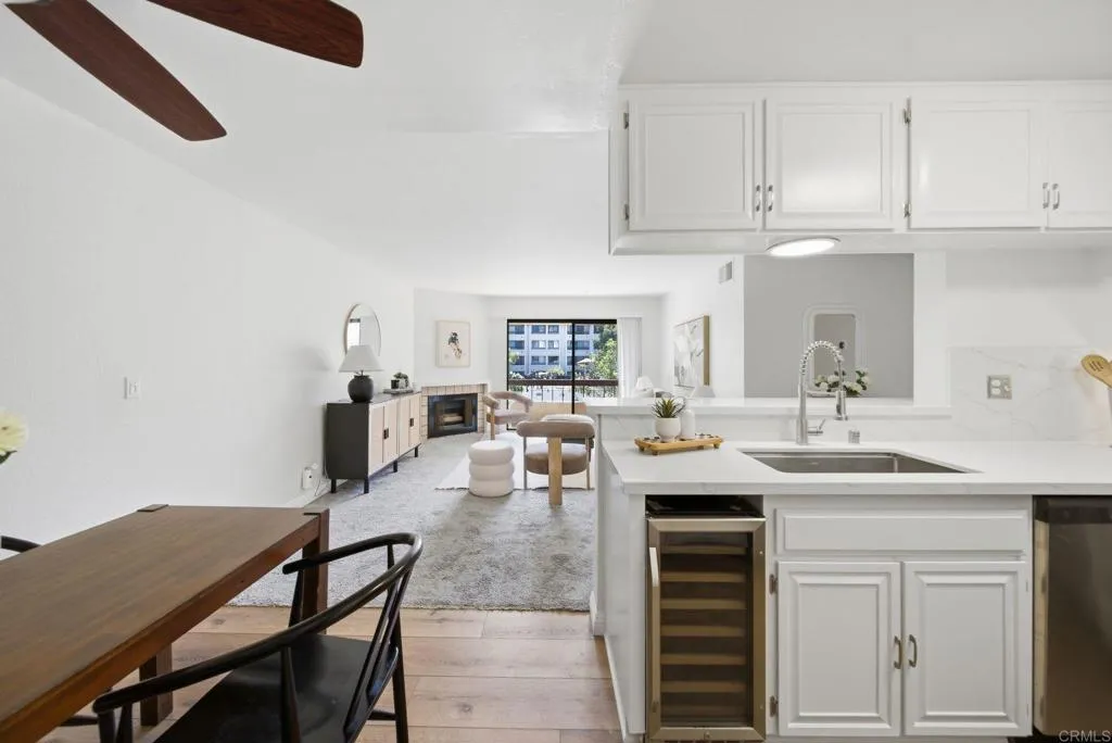 https://cdn.realtyfeed.com/cdn/127/306719415/9df76fbff91a13e5bff91591ea3cf746.webp