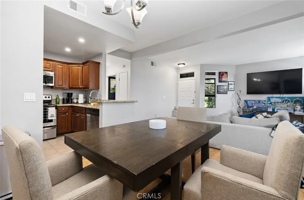 Photo #23: OC26105945 Listing: Photo #23