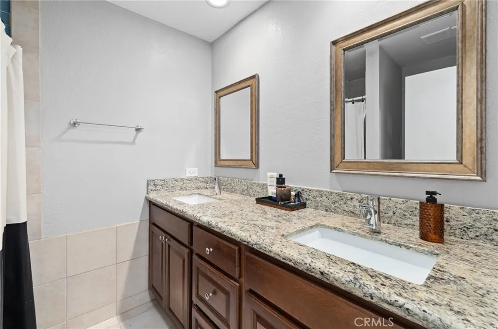 https://cdn.realtyfeed.com/cdn/127/306719418/ec6aa23e012e1b0bb8d6b29665625f0b.webp