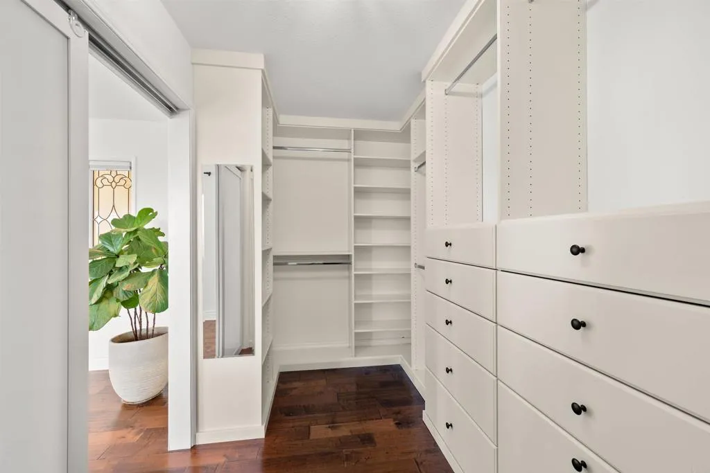 https://cdn.realtyfeed.com/cdn/127/306719442/517bcd32751a8a673ce3e713b1f54b82.webp