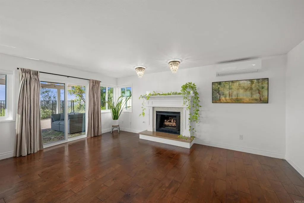 https://cdn.realtyfeed.com/cdn/127/306719442/9bcf516042fe228c0d61ac86a69cfe4e.webp