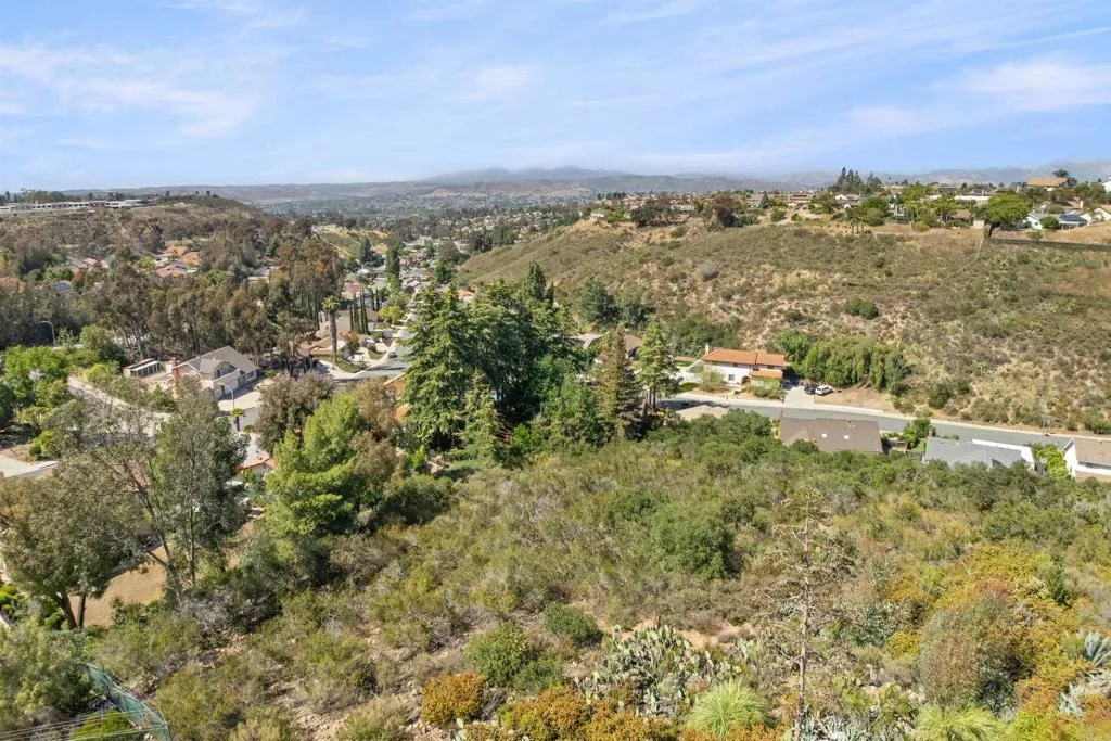 https://cdn.realtyfeed.com/cdn/127/306719442/b6c0c6f7b079e74b90880fdf2a0e168a.webp