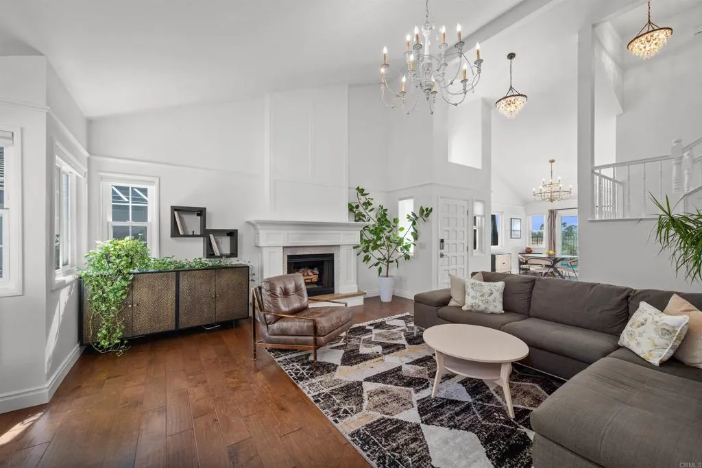 https://cdn.realtyfeed.com/cdn/127/306719442/b6e37d324cc062f793bc815f087c4a46.webp