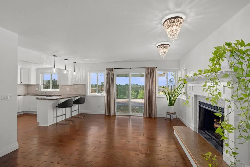 https://cdn.realtyfeed.com/cdn/127/306719442/e6338659a1db43ad4776a9e5d12ef751.webp