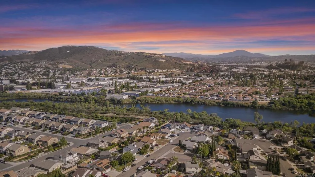 https://cdn.realtyfeed.com/cdn/127/306719443/2c601aecded9fa630686d3815c755ce5.webp