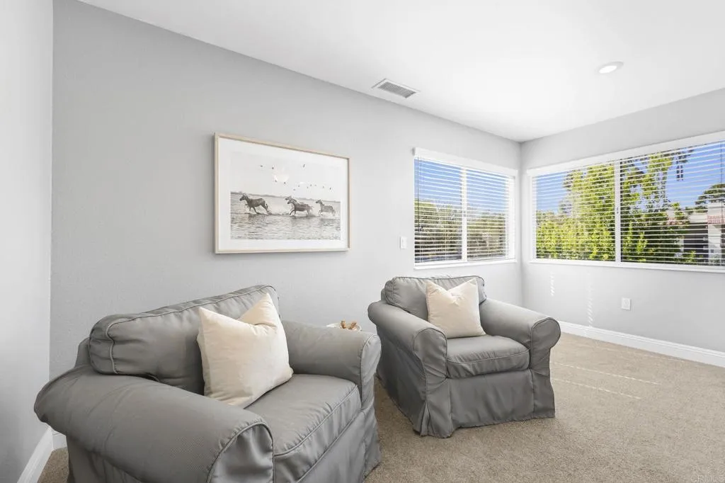 https://cdn.realtyfeed.com/cdn/127/306719443/673948f76da123815691f57829726ea4.webp