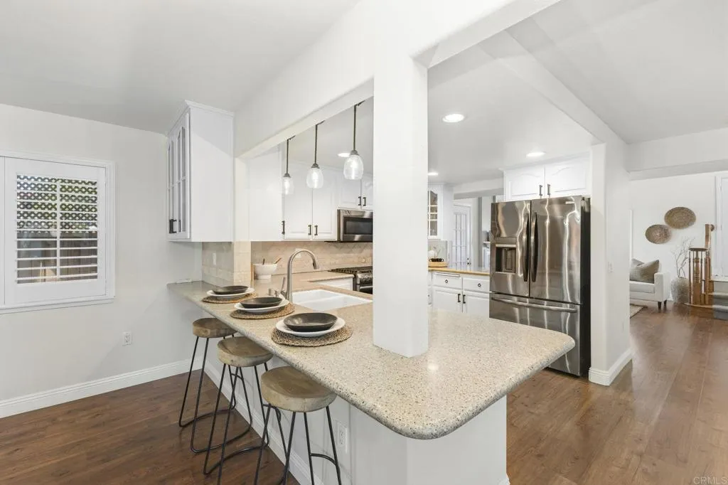 https://cdn.realtyfeed.com/cdn/127/306719443/98b4b4e3964a78e797b27e44899c841a.webp