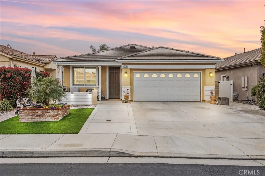 Menifee, CA 92584
