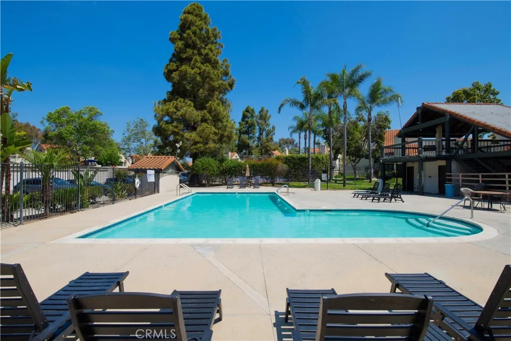 https://cdn.realtyfeed.com/cdn/127/306719463/6827b25f3d45d410d4ff16f51de05a6c.webp