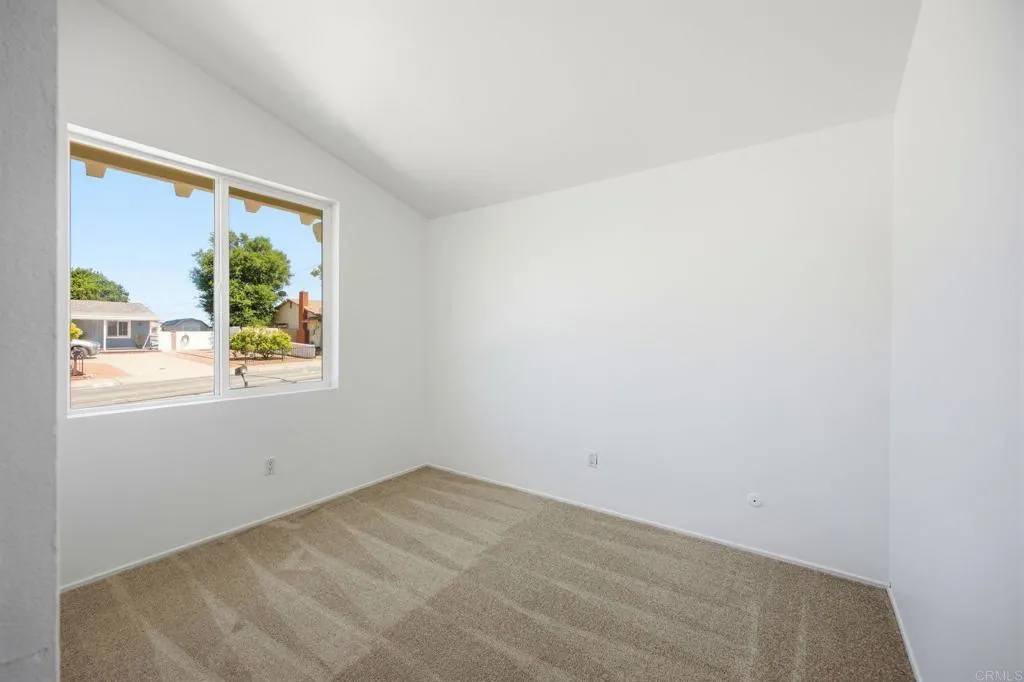 https://cdn.realtyfeed.com/cdn/127/306719505/25f4e181da74500370a48ccbf0c3620e.webp