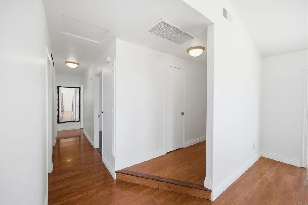 https://cdn.realtyfeed.com/cdn/127/306719505/744c9d31879ac85368f832c478492131.webp