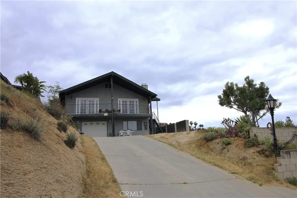 Riverside, CA 92503