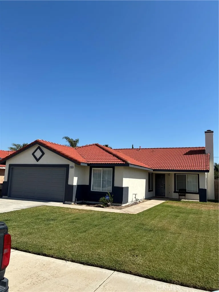 Fontana, CA 92335