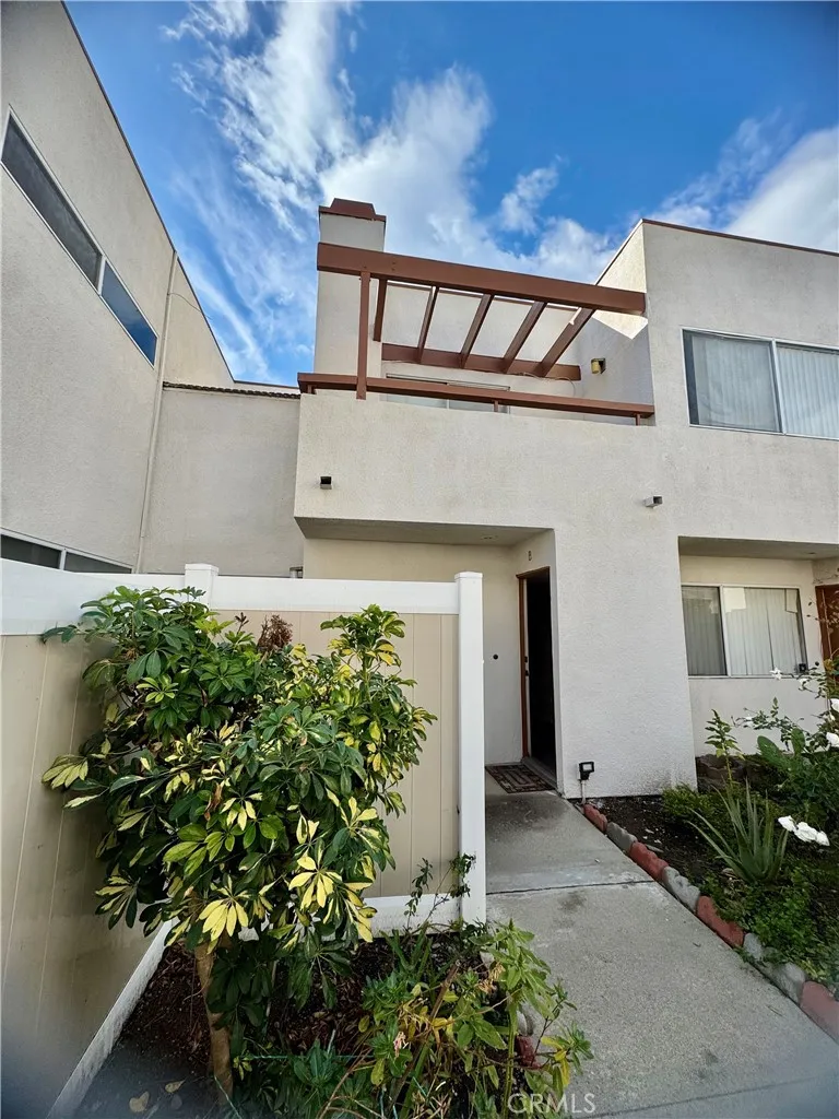 Covina, CA 91724