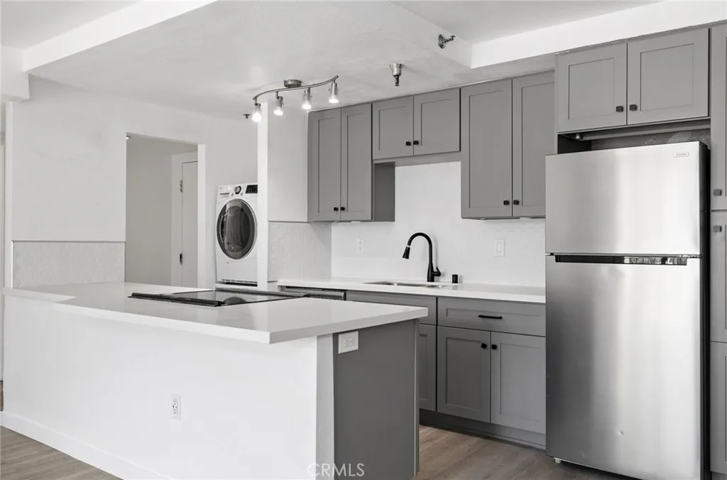 Photo #7: OC26106023 Listing: Photo #7