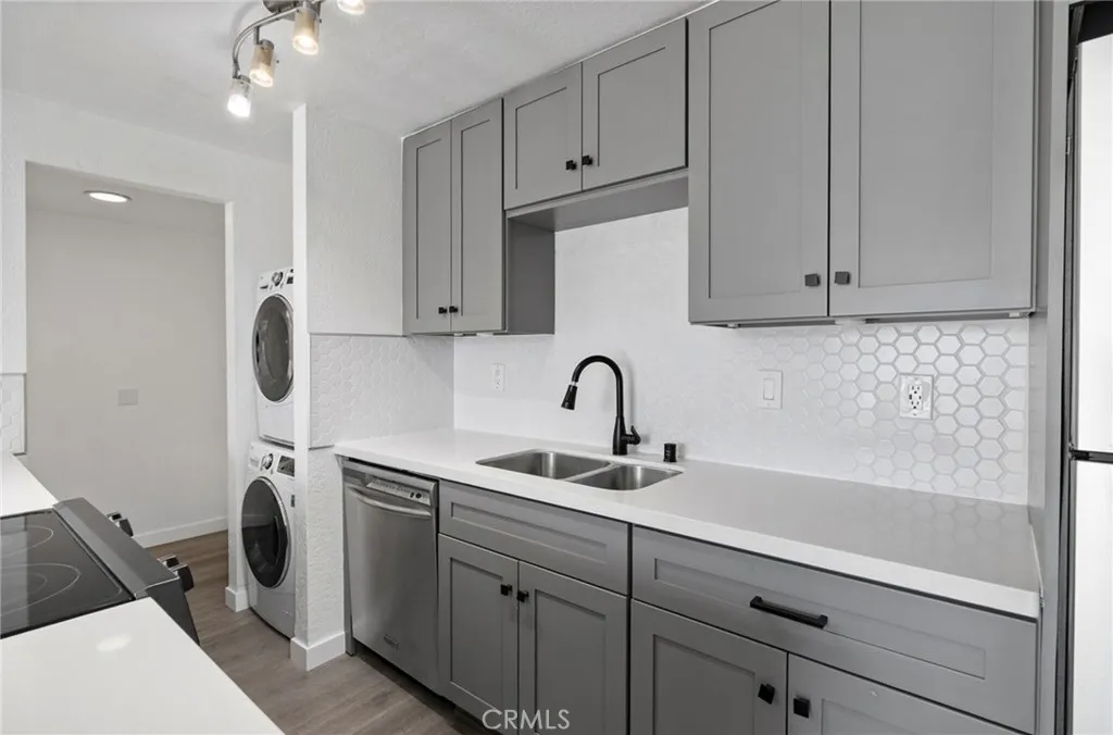 Photo #8: OC26106023 Listing: Photo #8