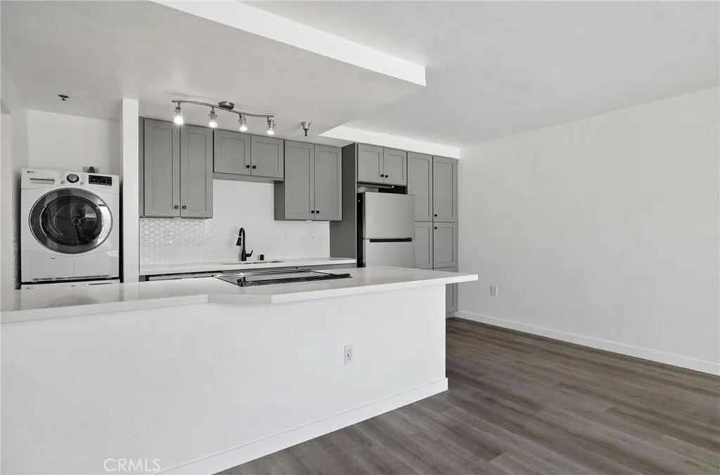Photo #11: OC26106023 Listing: Photo #11