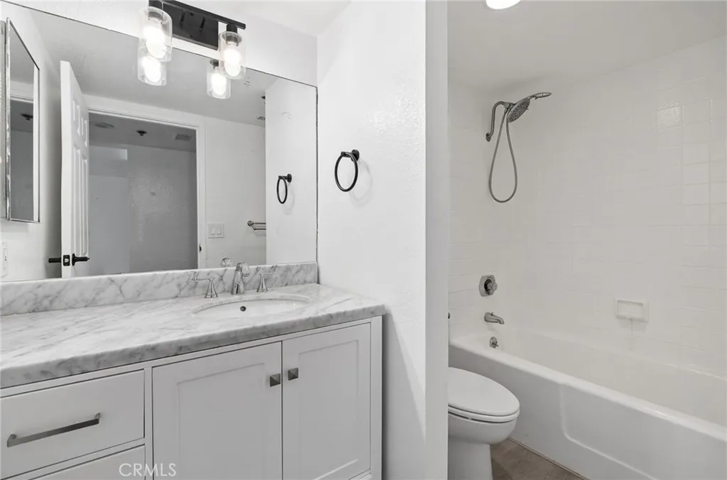 Photo #16: OC26106023 Listing: Photo #16