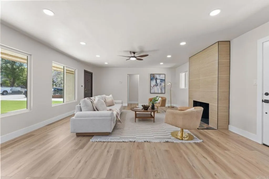 https://cdn.realtyfeed.com/cdn/127/306719521/5fcae1719ef4888155b66e899cfbdf45.webp