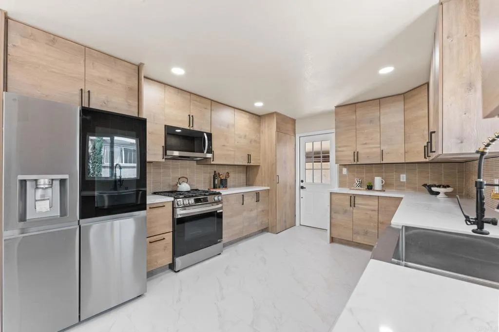https://cdn.realtyfeed.com/cdn/127/306719521/ae31adb464eaa9687d840b9eaad39268.webp