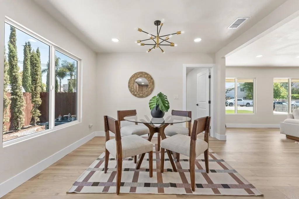 https://cdn.realtyfeed.com/cdn/127/306719521/c8ed2465b1207ab5106b01690735b182.webp