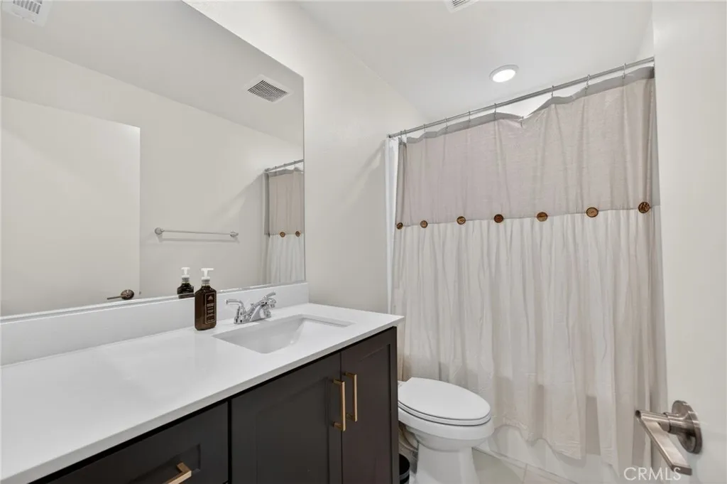 Photo #27: SW26105480 Listing: Photo #27