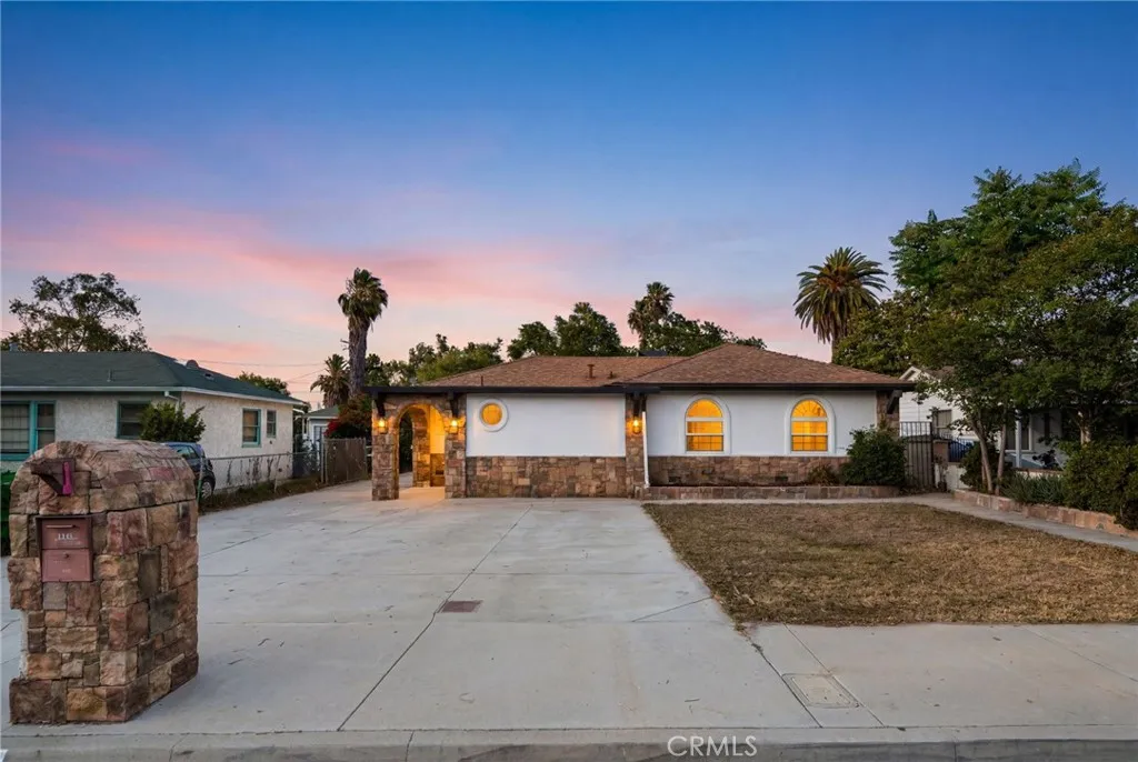 Riverside, CA 92501