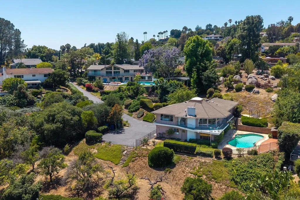https://cdn.realtyfeed.com/cdn/127/306719586/28657e8801c7c8018d7eeed81ec921db.webp