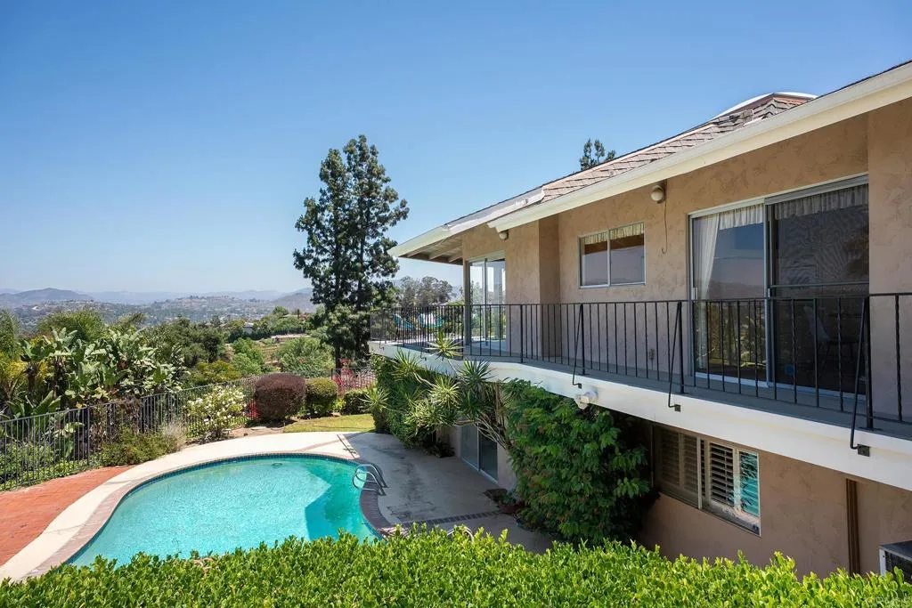 https://cdn.realtyfeed.com/cdn/127/306719586/4bd4f7e1d677fc21b061170df676eb8d.webp