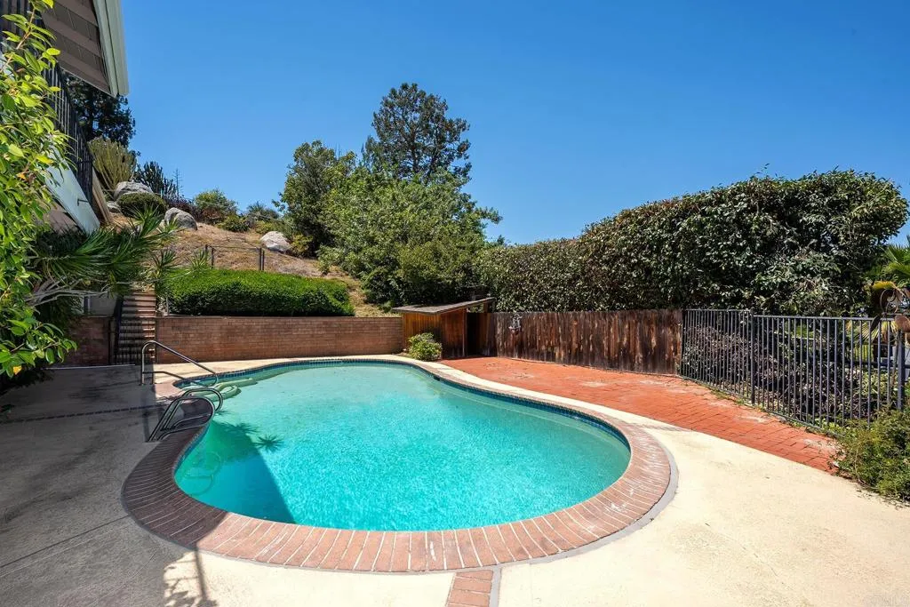 https://cdn.realtyfeed.com/cdn/127/306719586/92b86657fde1730305b3fec4761ebd95.webp