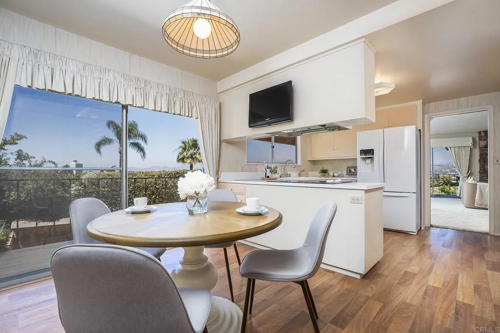 https://cdn.realtyfeed.com/cdn/127/306719586/c72a3f690c588ddfa6c987b9bb49b1da.webp