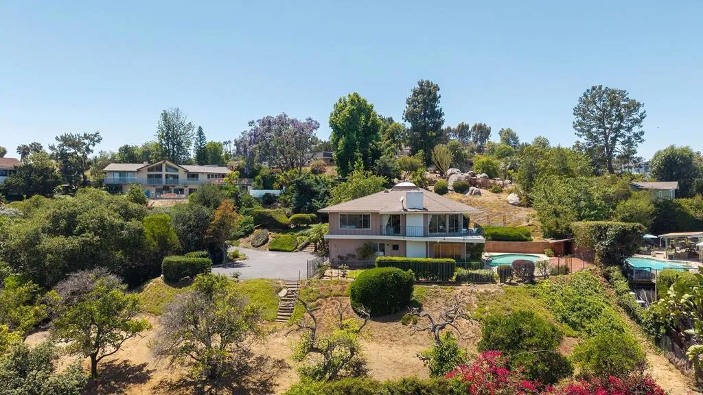 https://cdn.realtyfeed.com/cdn/127/306719586/cf539bfcd900319eab63b353316dcce5.webp