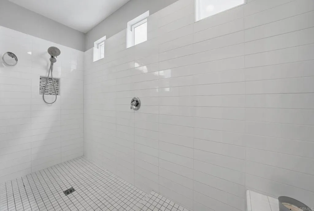 https://cdn.realtyfeed.com/cdn/127/306719601/4a1442bea4851f0fa651c5406f75de28.webp