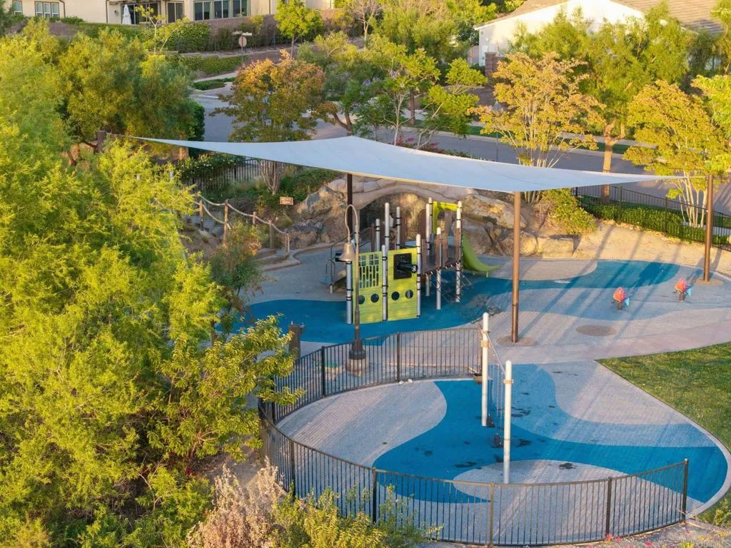 https://cdn.realtyfeed.com/cdn/127/306719601/94aef3d14c6ac50bc1a03412d619dee0.webp
