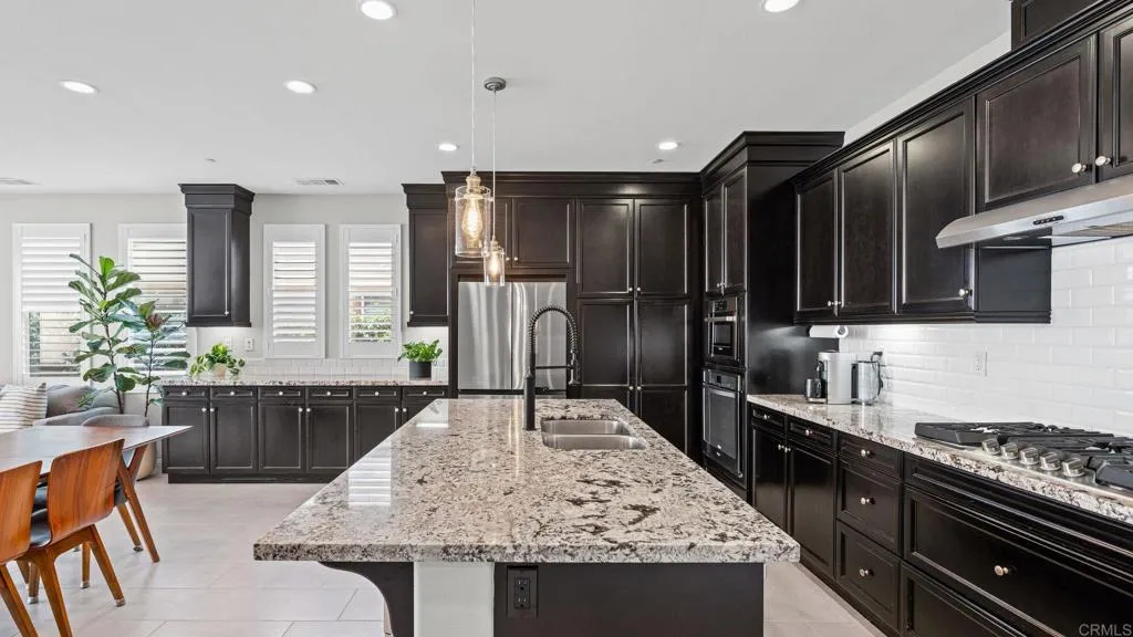 https://cdn.realtyfeed.com/cdn/127/306719601/dad20d9b138f85a4ad13fe850d720115.webp