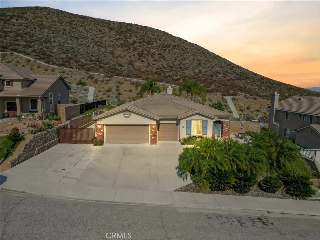 Menifee, CA 92584