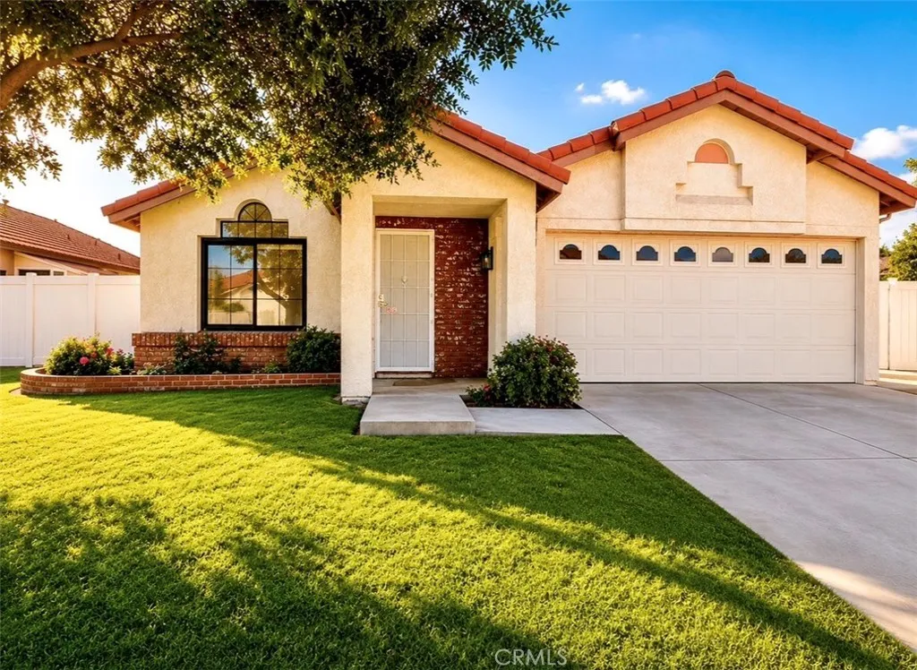 Menifee, CA 92585