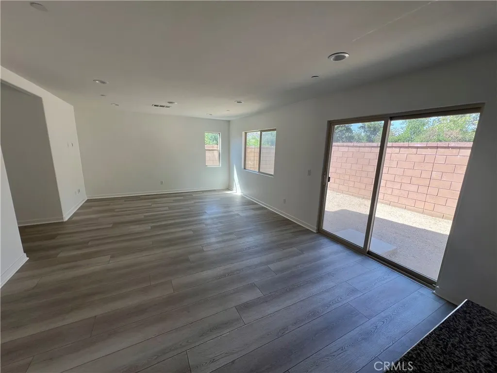 24024 Roybal, Lake Elsinore, CA 92532 - Photo 5 of 19, Lake Elsinore, CA